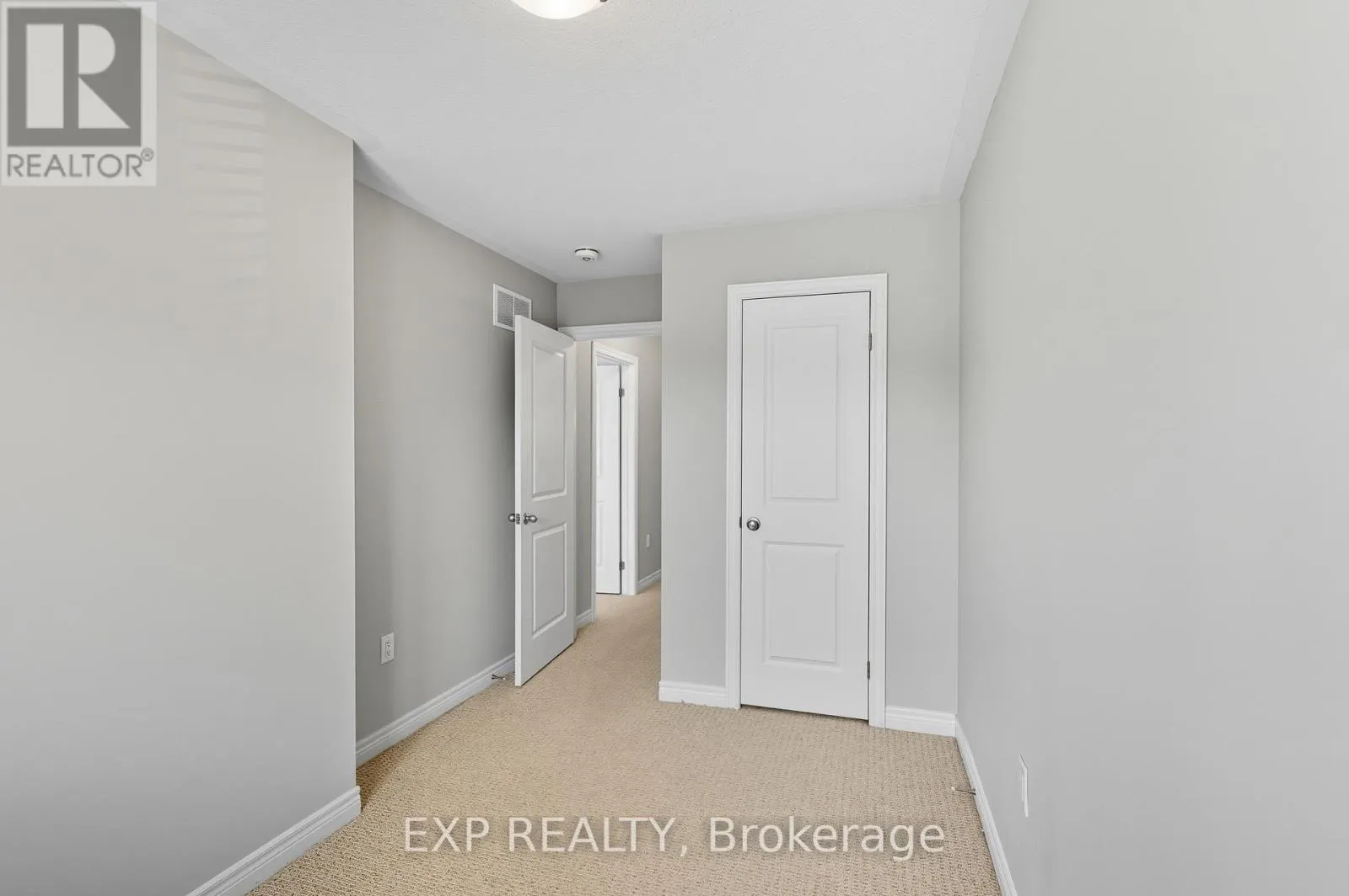 18 - 377 GLANCASTER ROAD