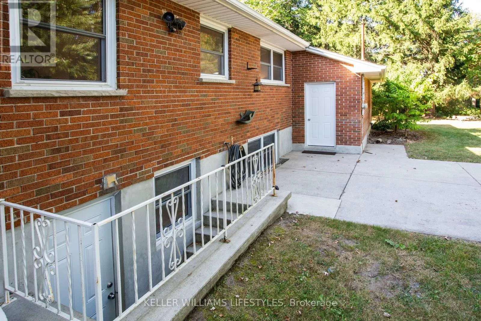 2408 GIDEON DRIVE
