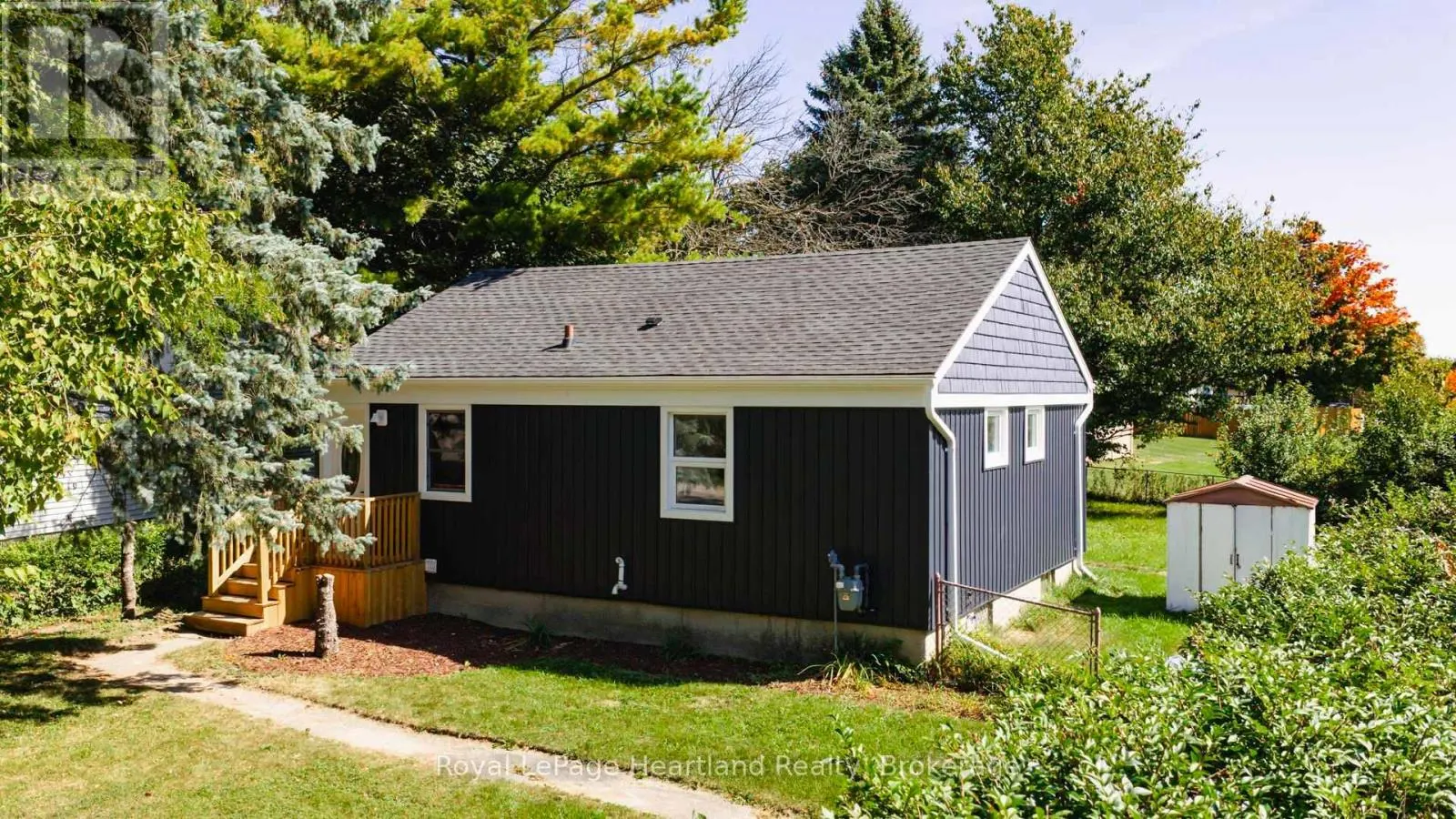 26 QUEBEC ROAD