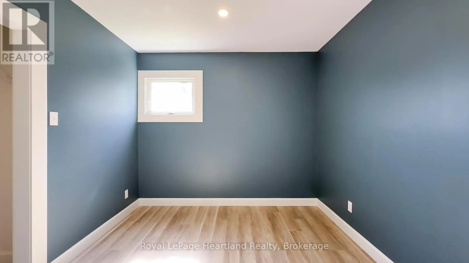 26 QUEBEC ROAD