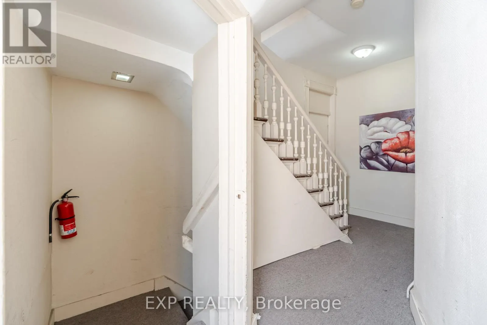 88 MACLAREN STREET