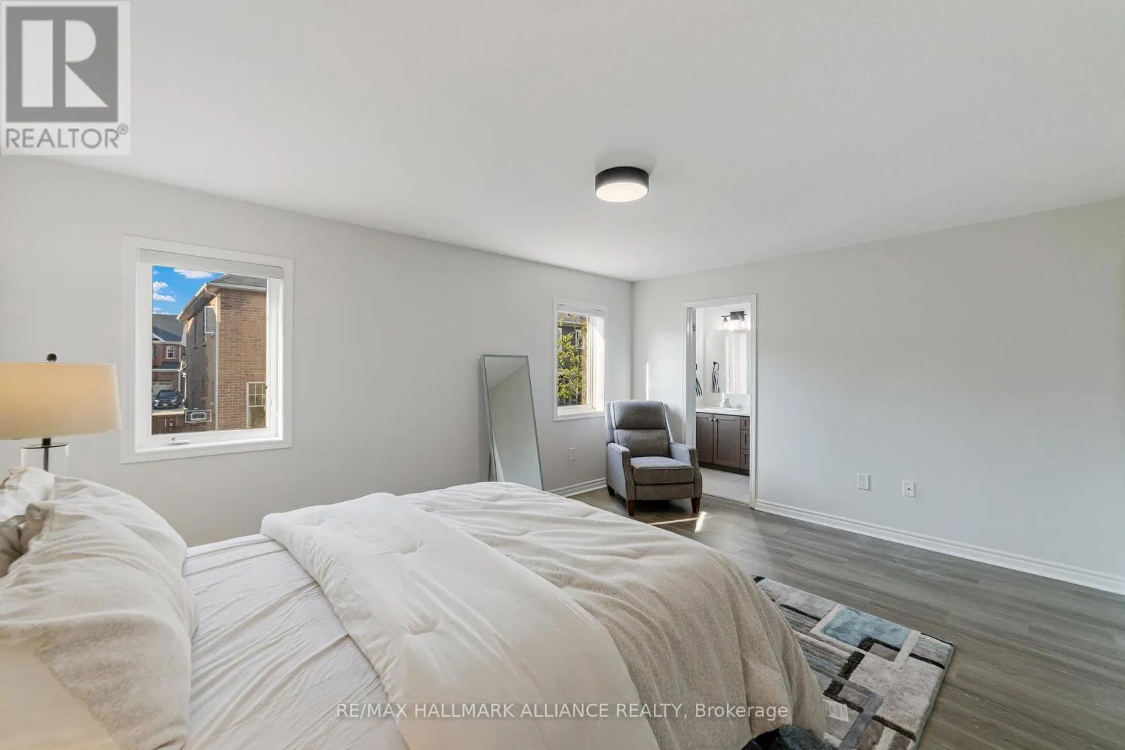 #26 - 22 SPRING CREEK DRIVE