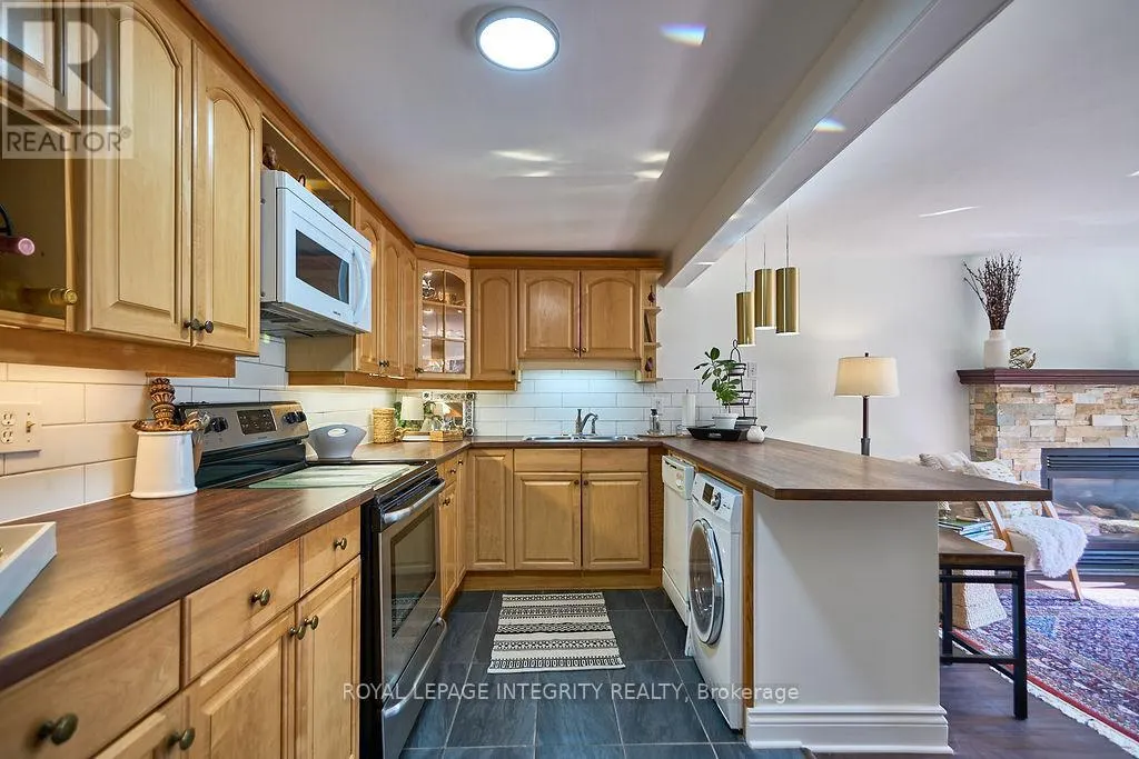 21 INSMILL CRESCENT
