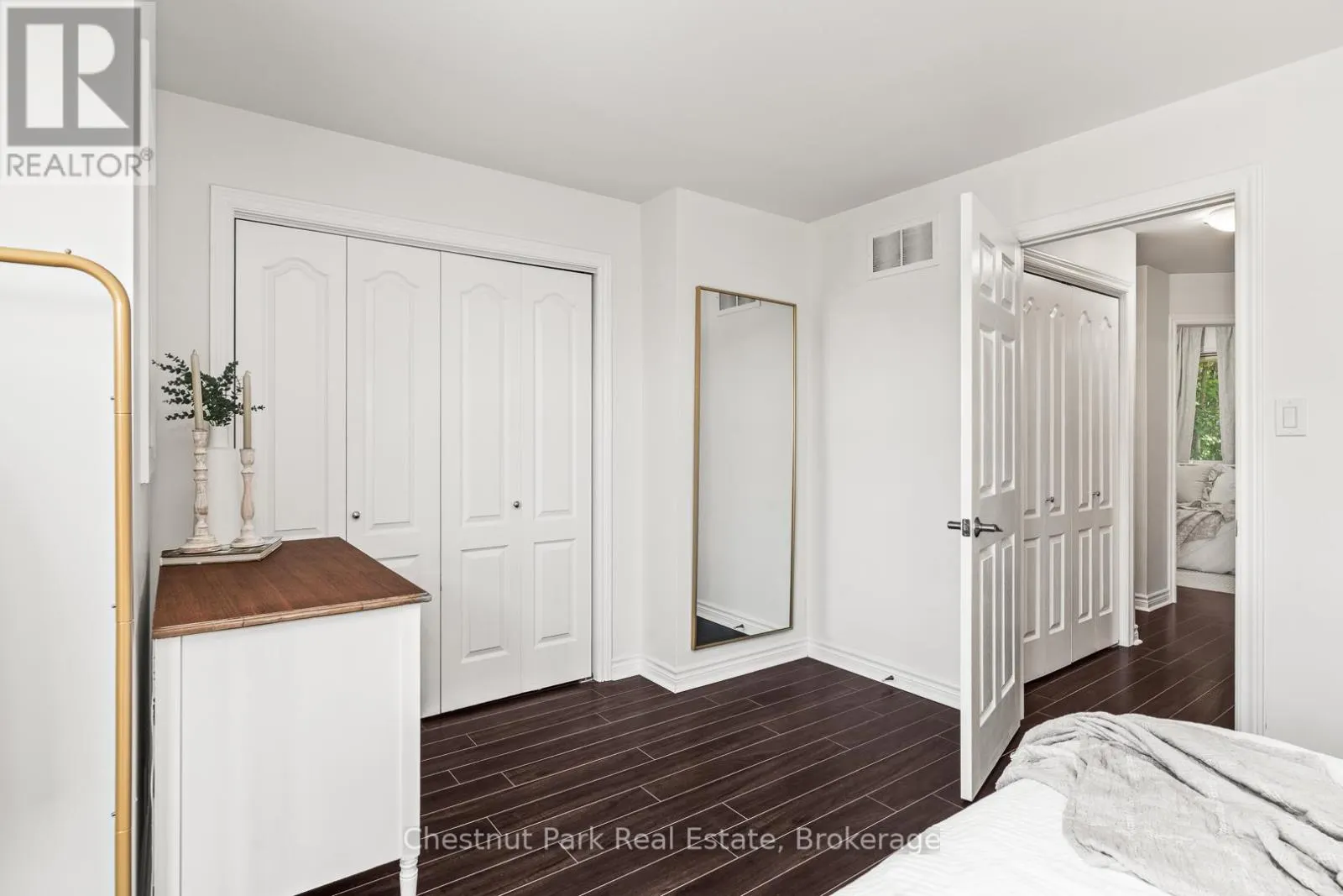 24 - 37 SILVER STREET, #24