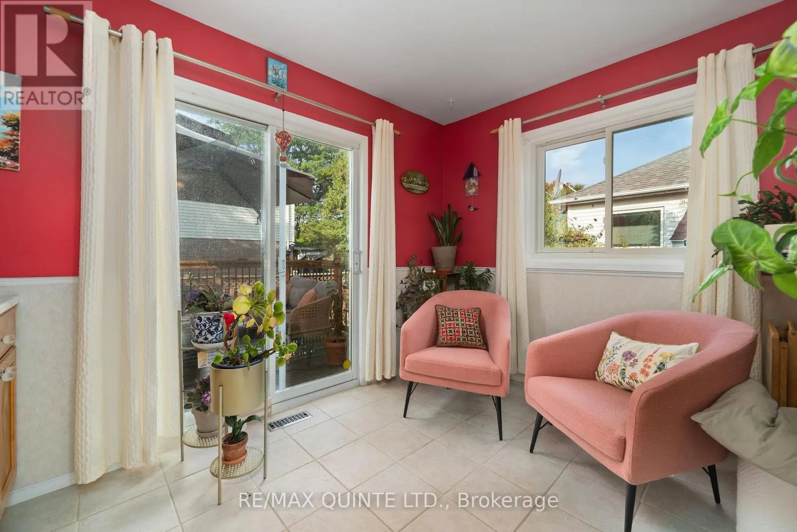 2 MARCHMONT PLACE