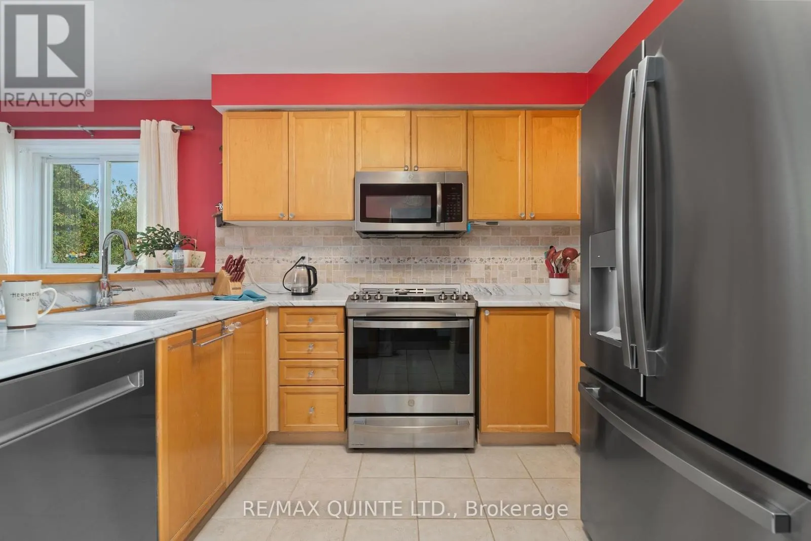 2 MARCHMONT PLACE