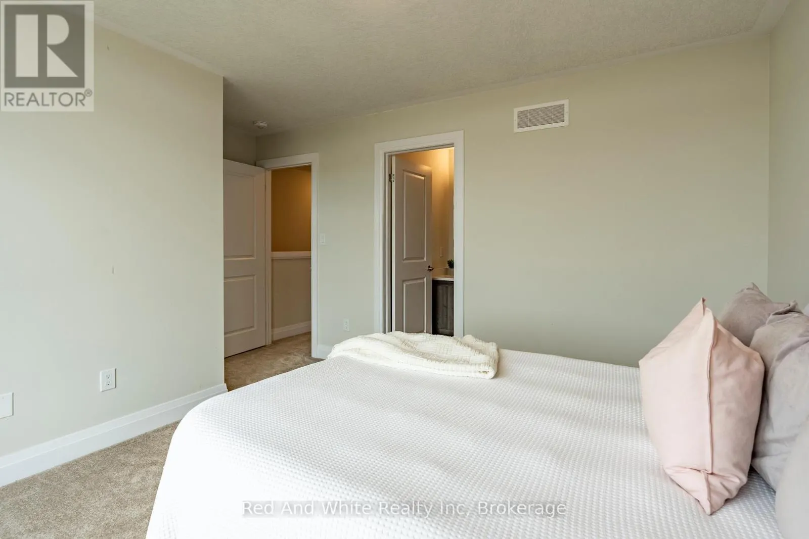 54 - 271 GREY SILO ROAD, #54