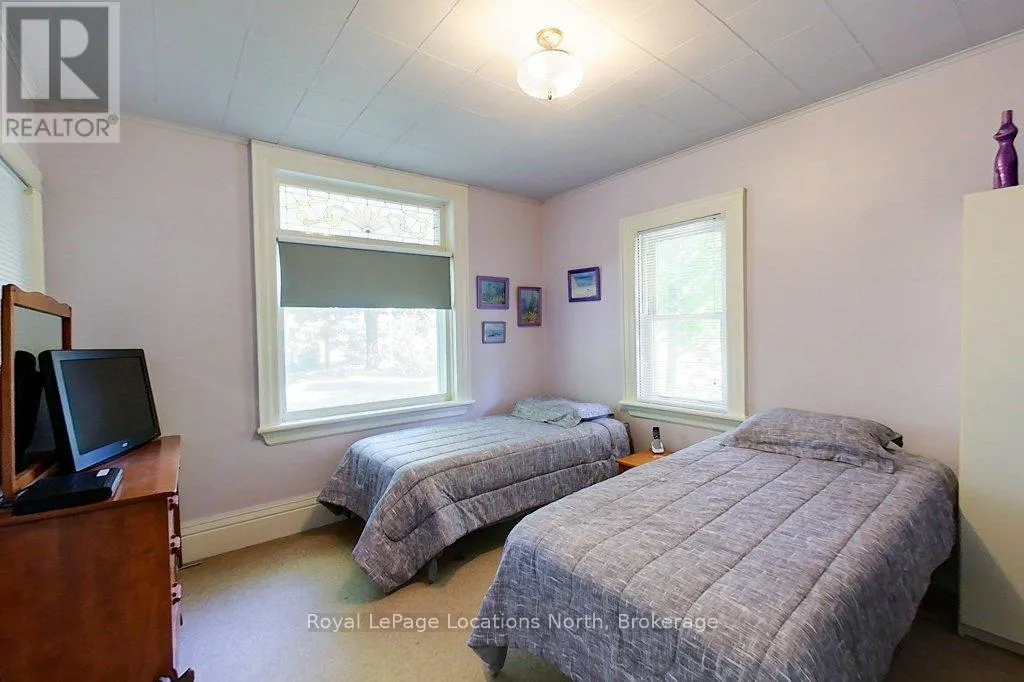 236448 GREY ROAD 13