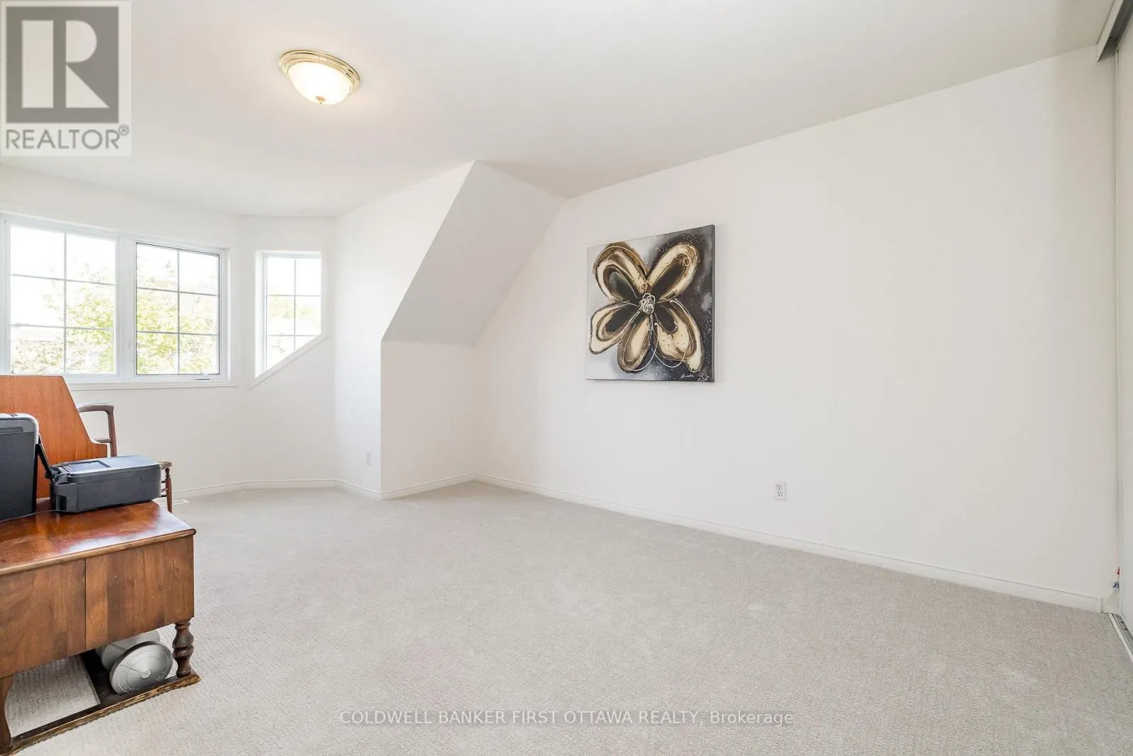 14 VISTAPOINTE DRIVE