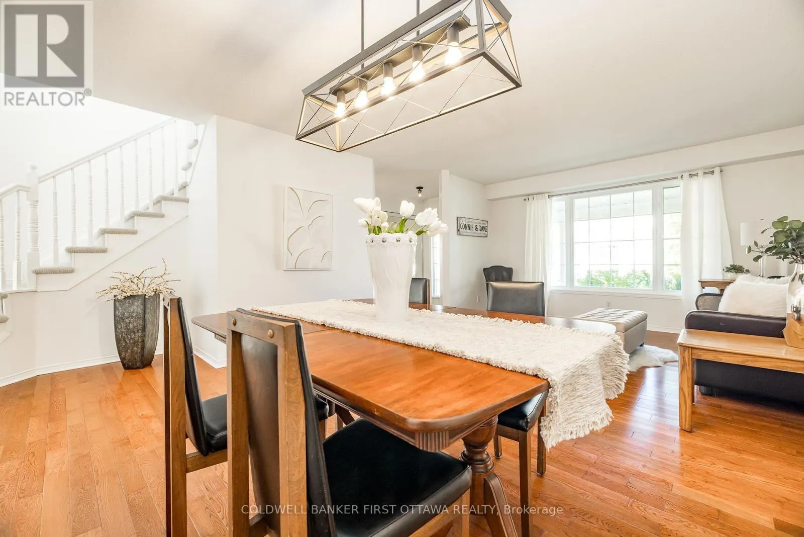 14 VISTAPOINTE DRIVE