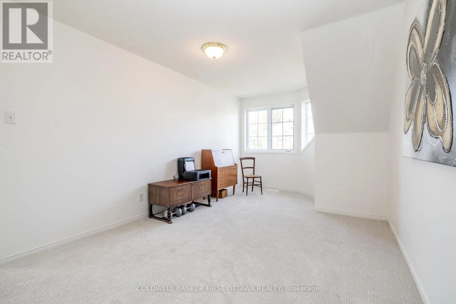 14 VISTAPOINTE DRIVE