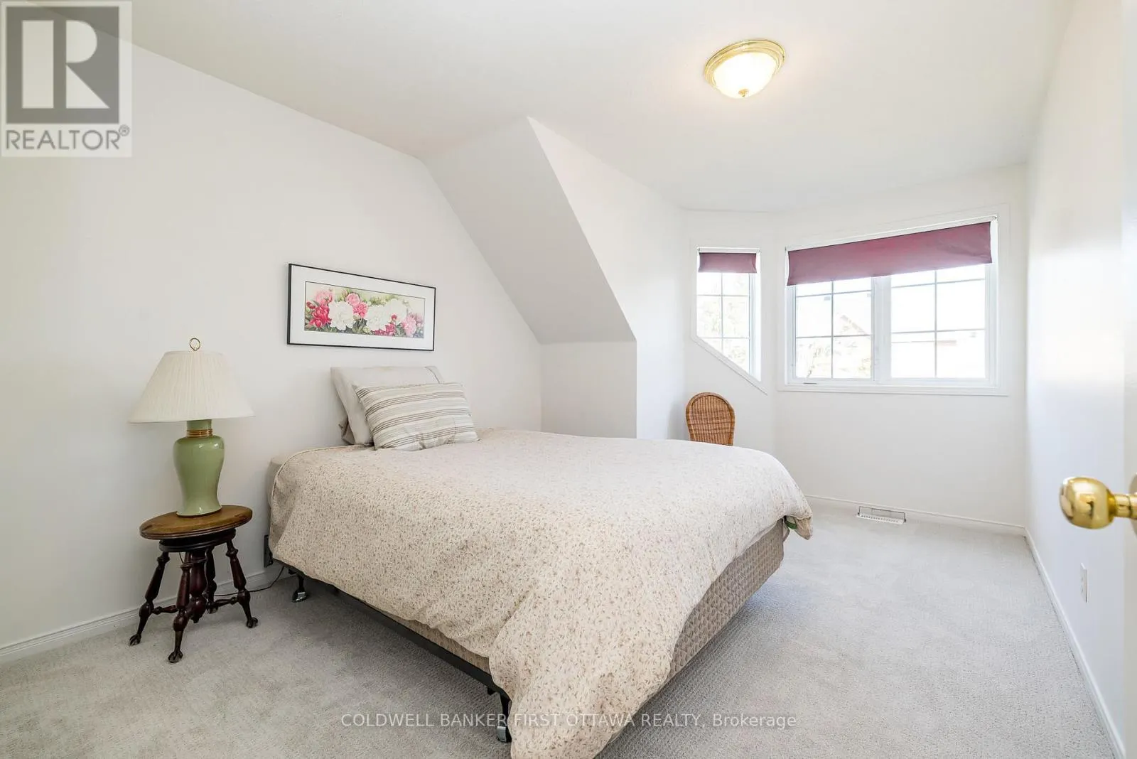 14 VISTAPOINTE DRIVE