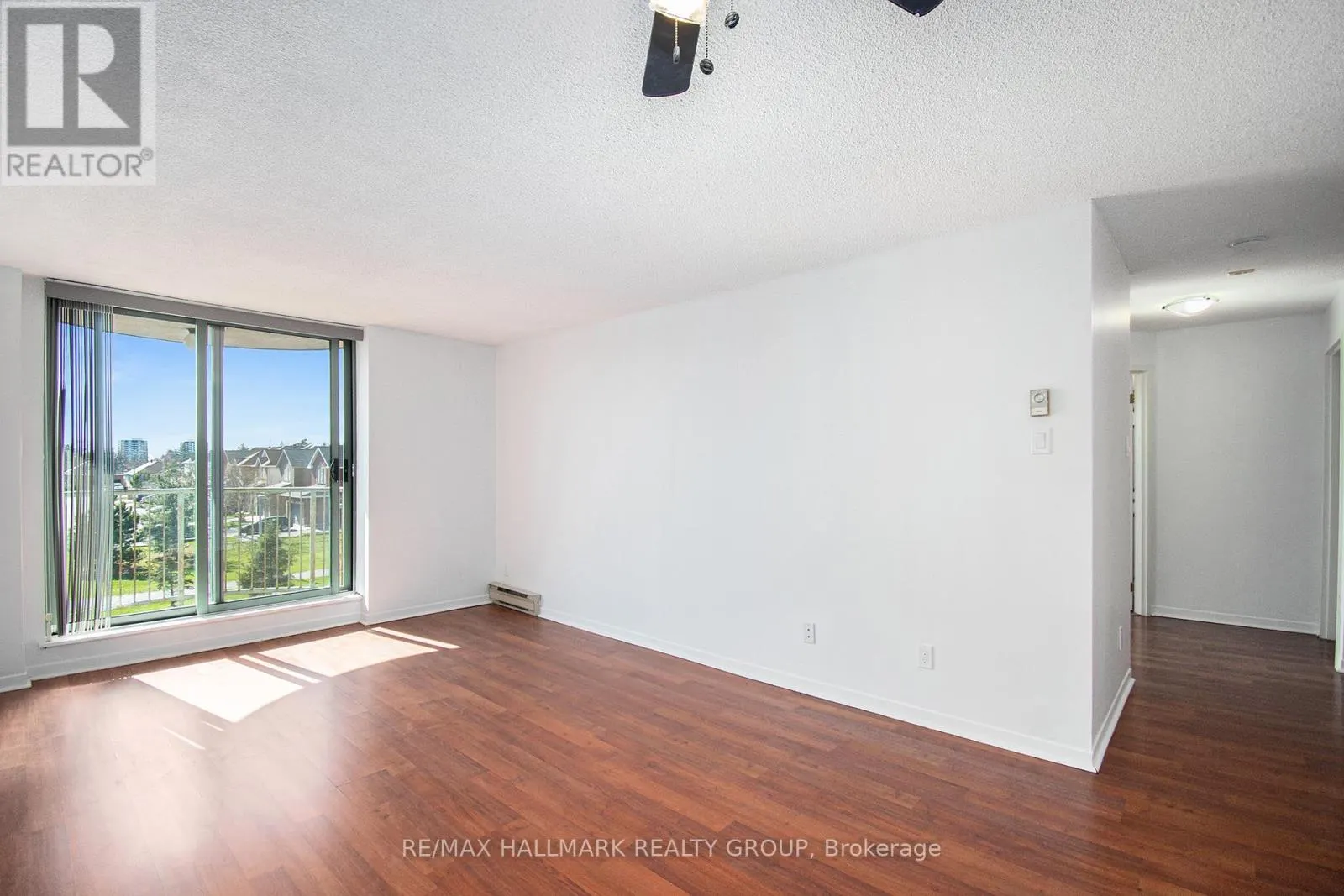 902 - 1440 HERON ROAD