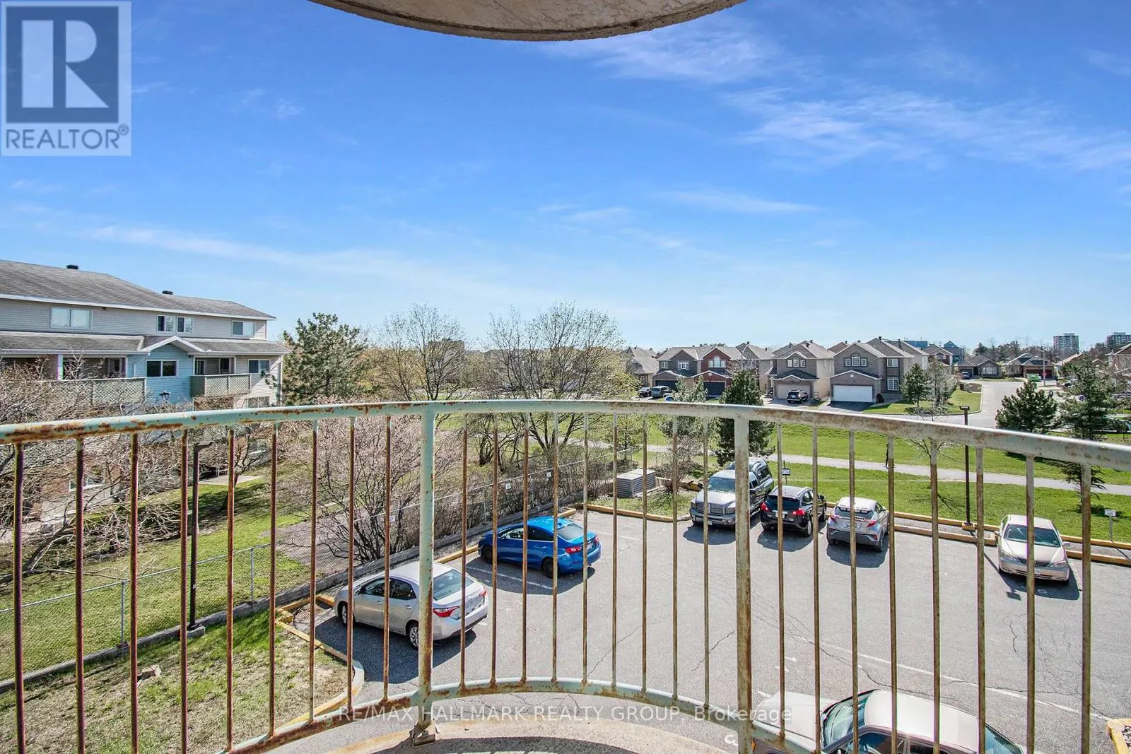 902 - 1440 HERON ROAD
