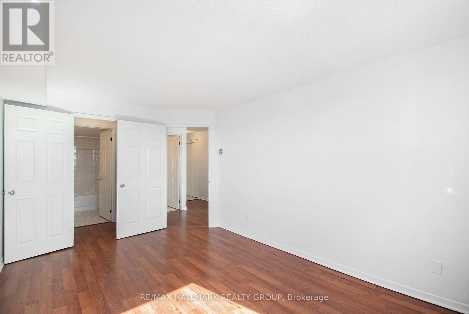 902 - 1440 HERON ROAD