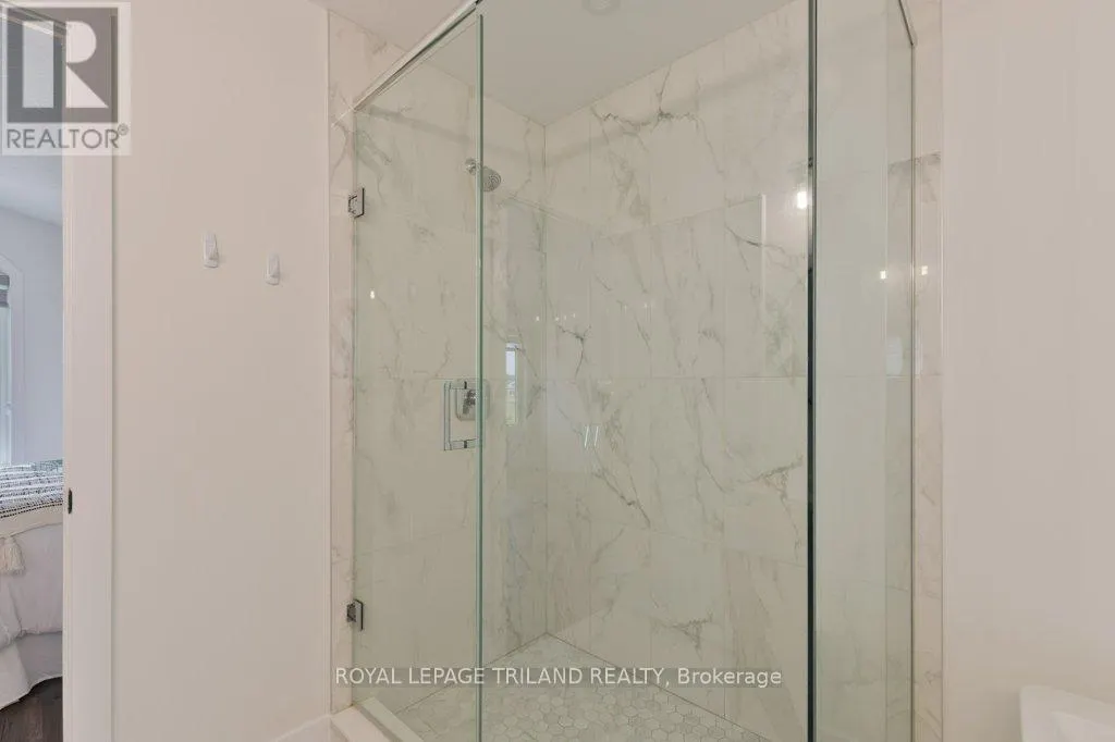 231 ROY MCDONALD DRIVE