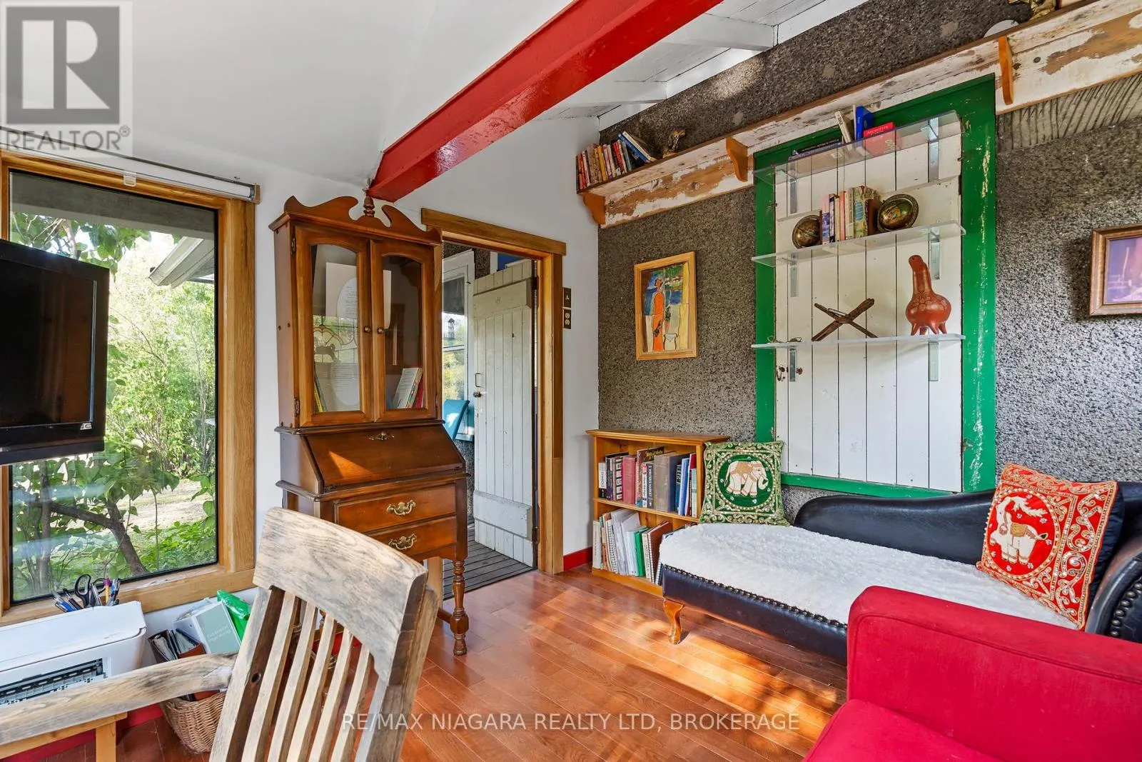 105 WEIR ROAD