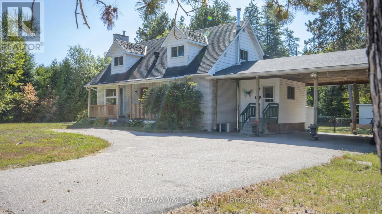 23 SPRUCEDALE AVENUE