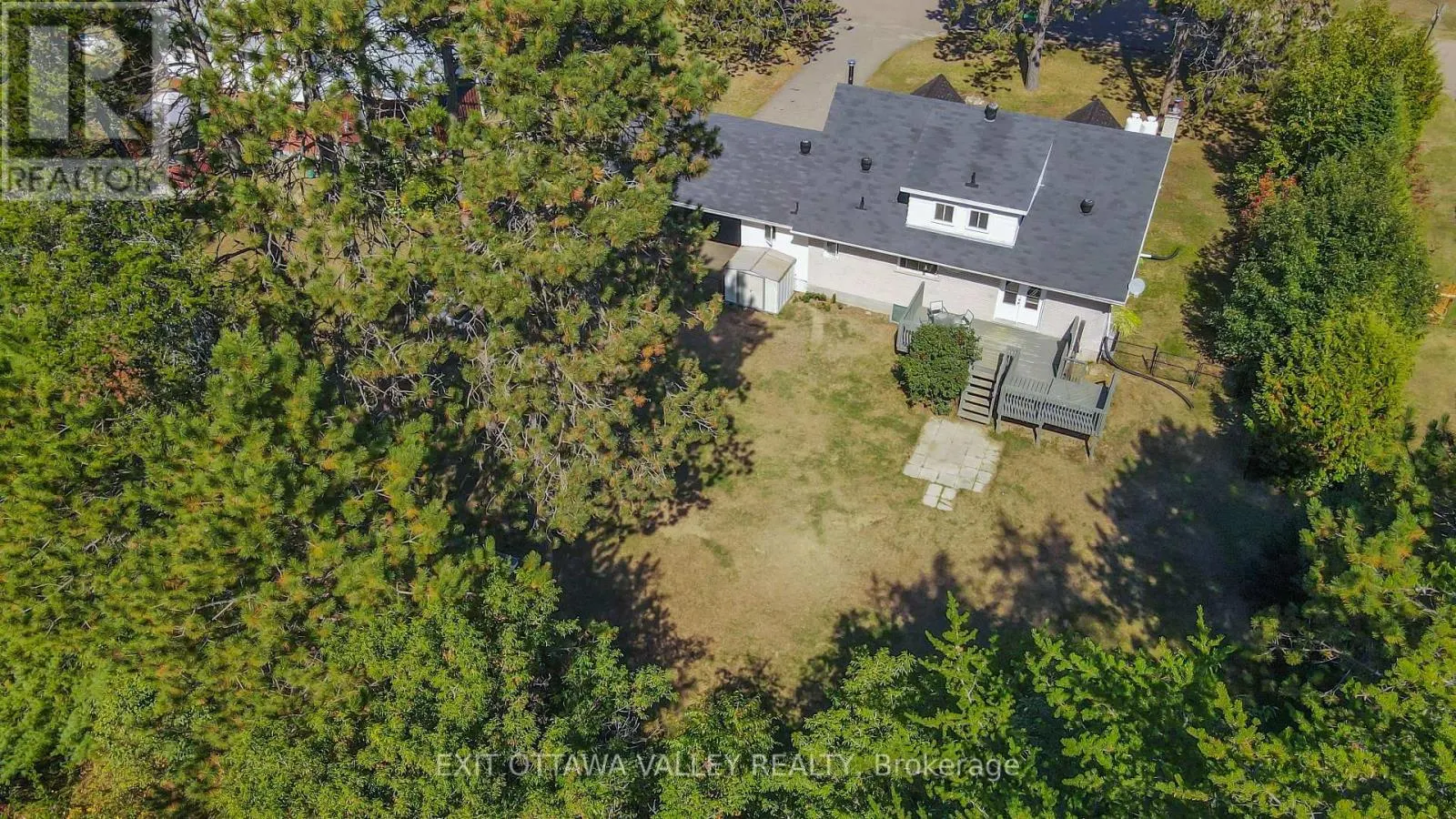 23 SPRUCEDALE AVENUE
