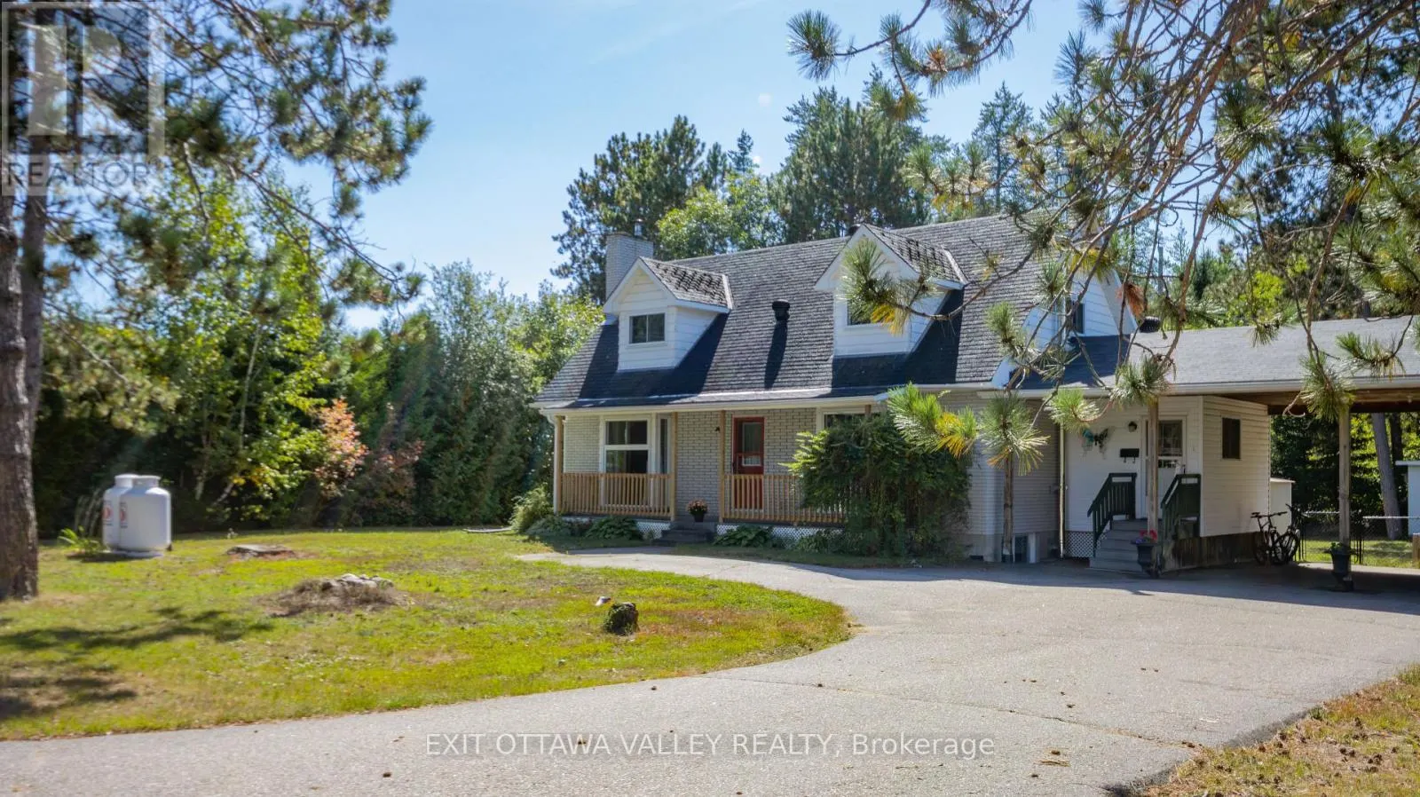23 SPRUCEDALE AVENUE