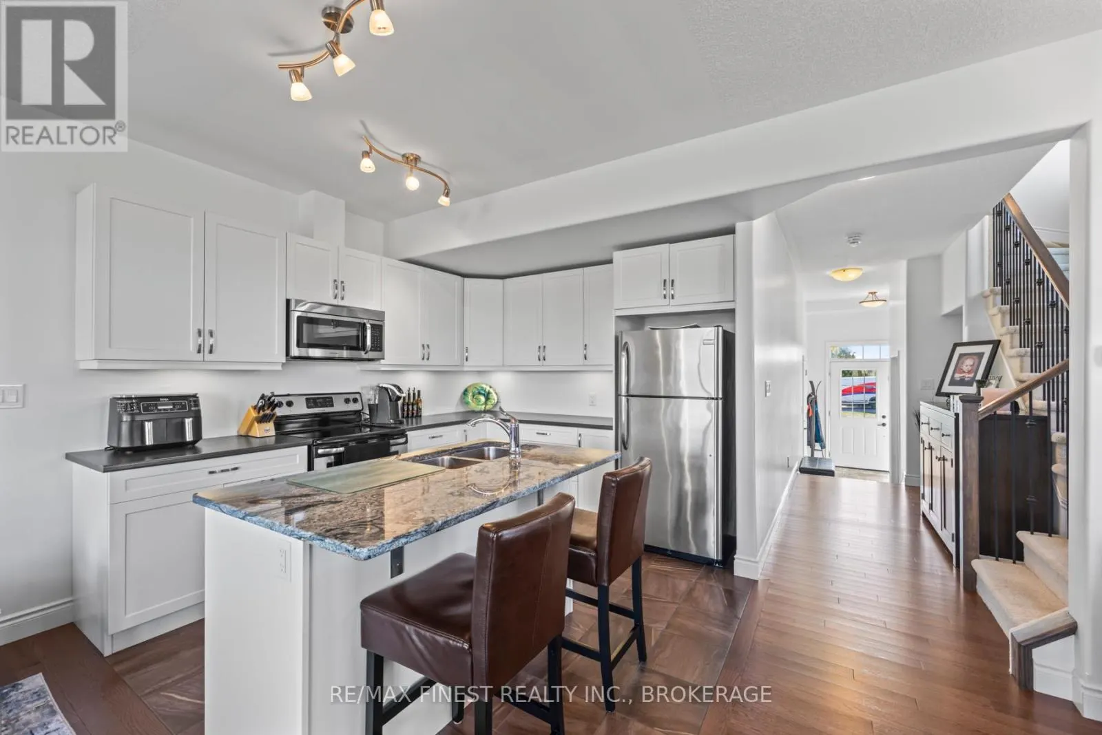 147 SIMURDA COURT