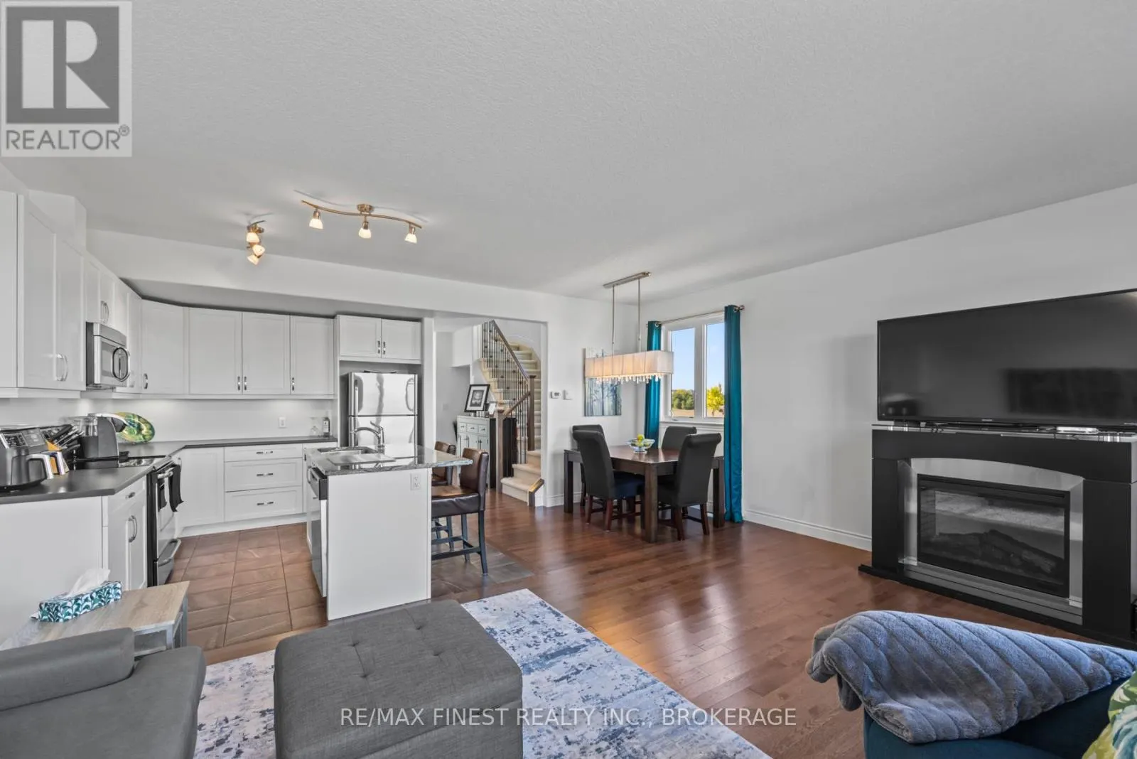 147 SIMURDA COURT