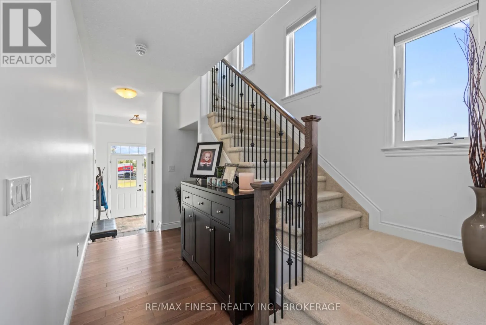 147 SIMURDA COURT