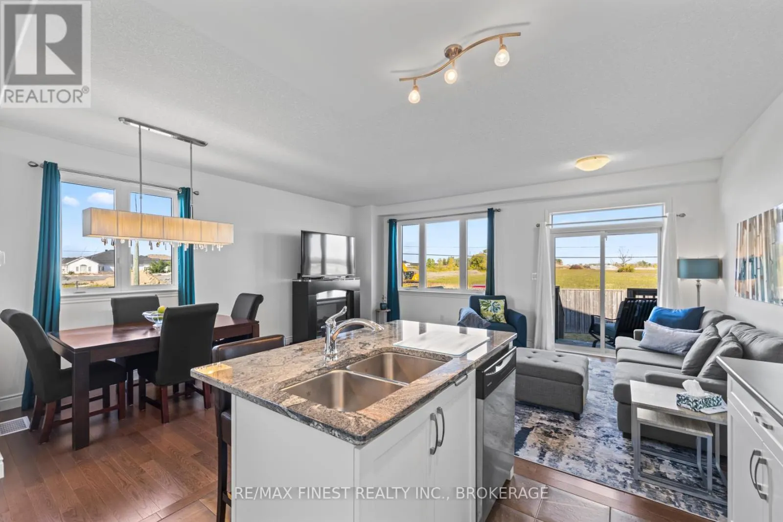 147 SIMURDA COURT
