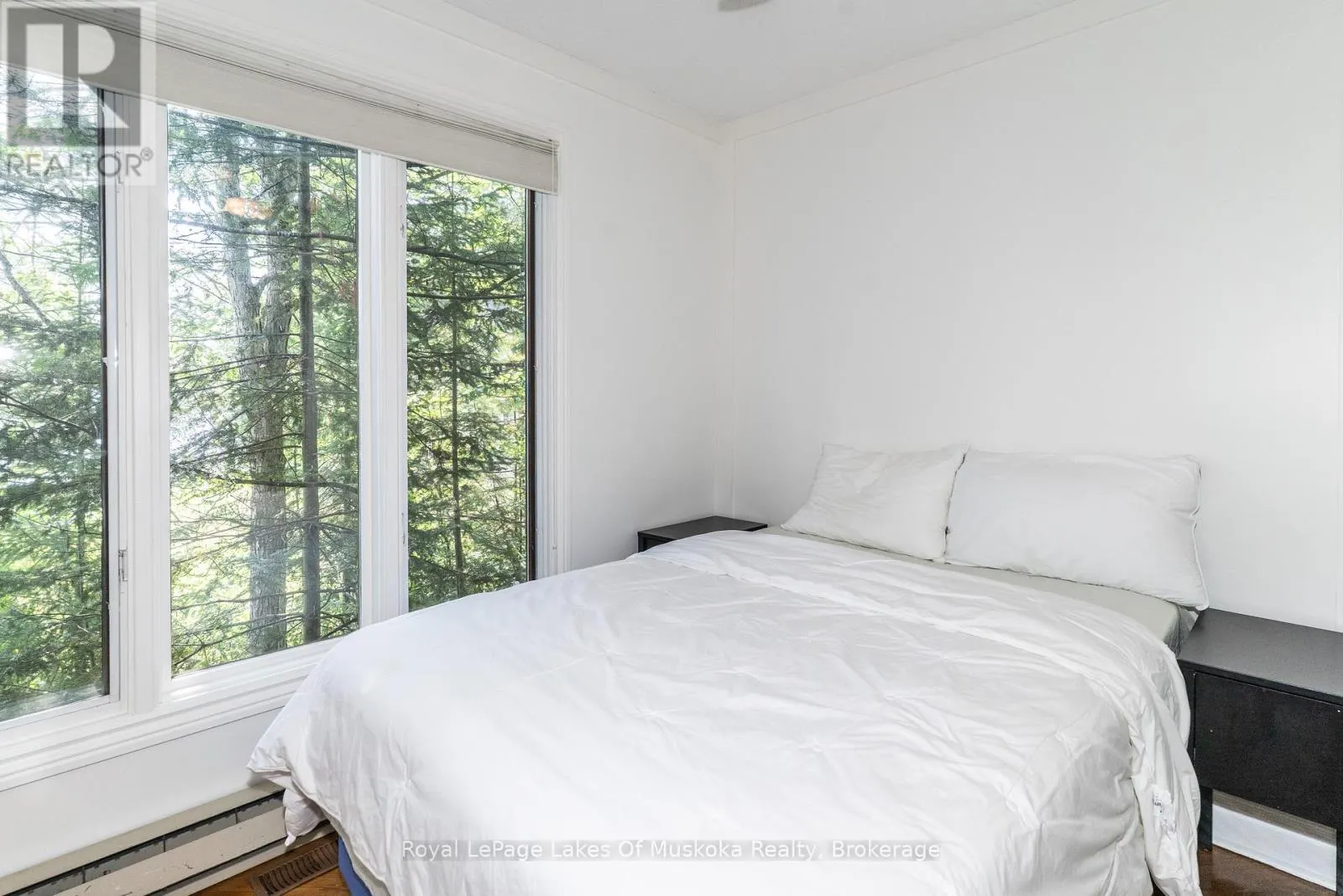 51 PINETREE ROAD