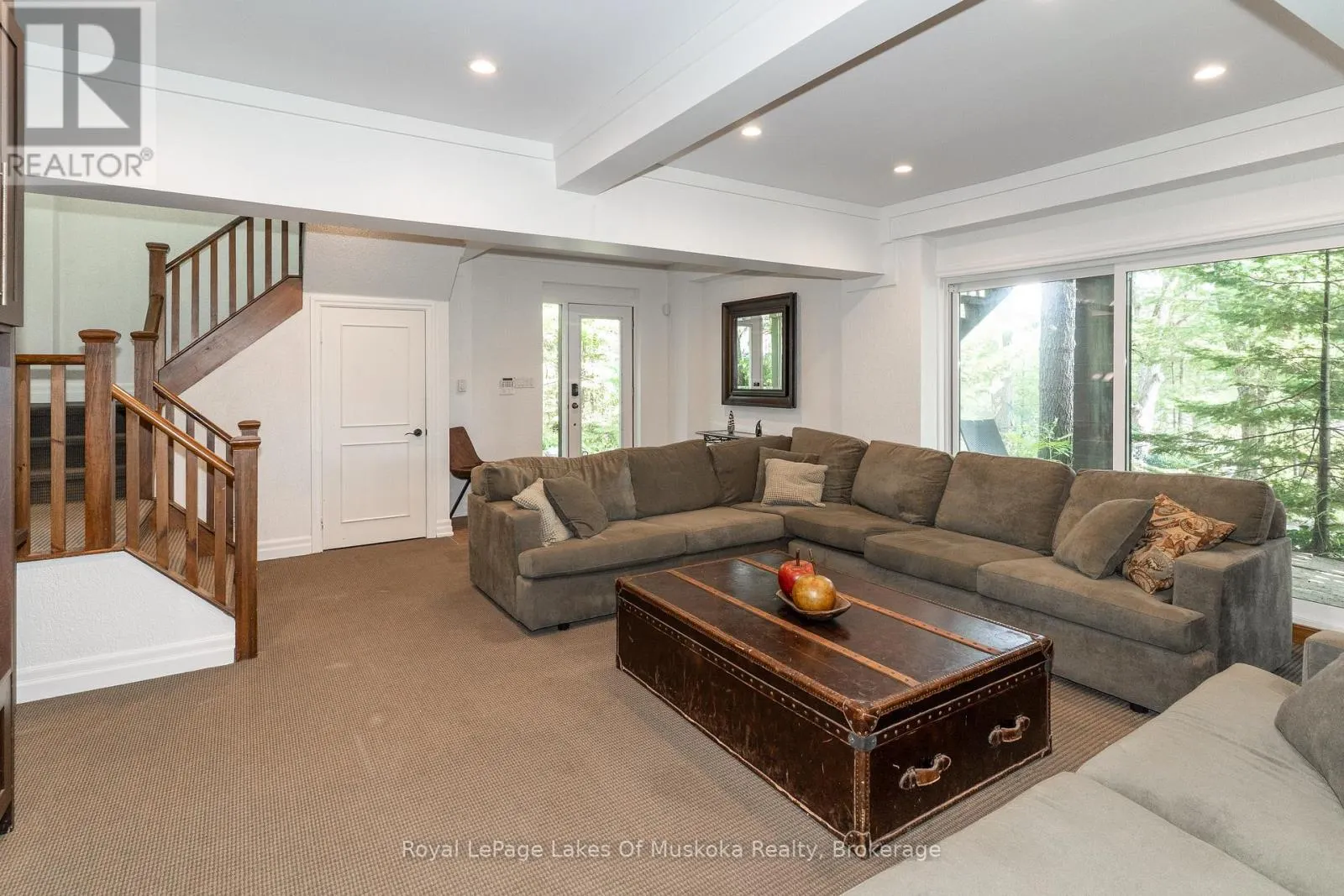 51 PINETREE ROAD
