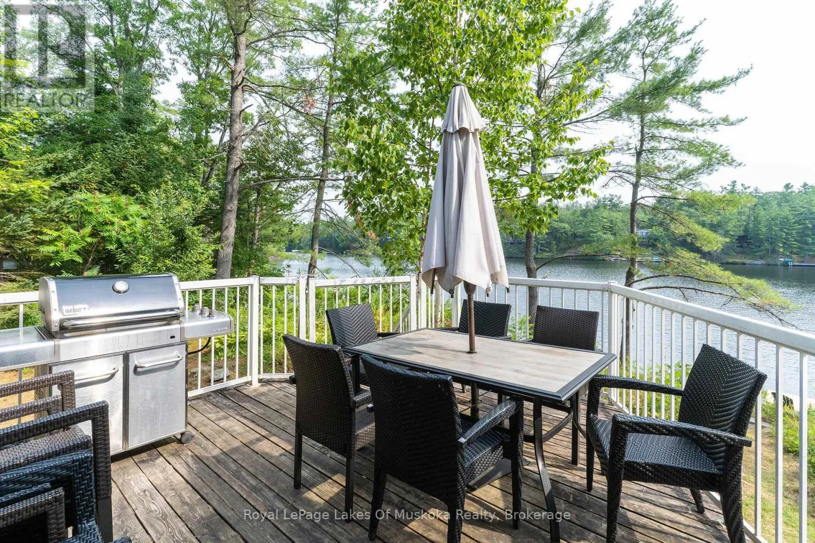 49 PINETREE ROAD