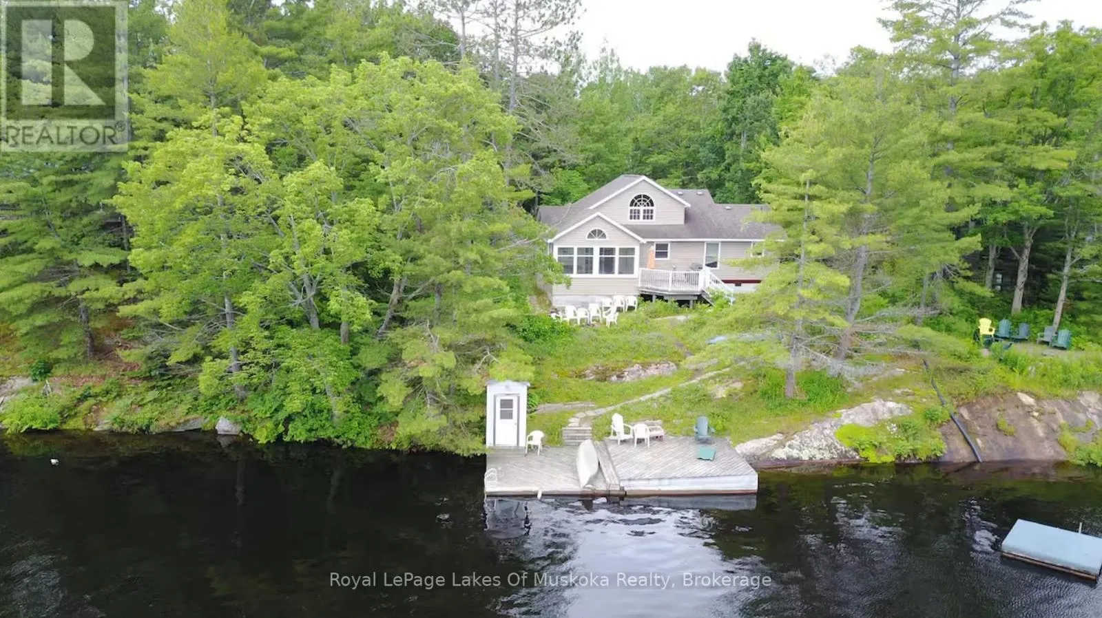 49 PINETREE ROAD