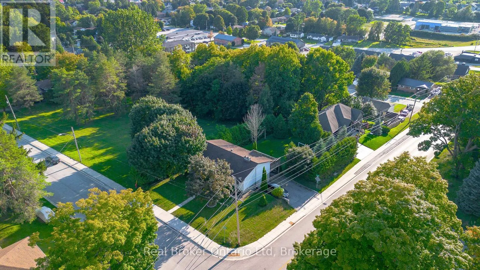 394 QUEEN STREET N