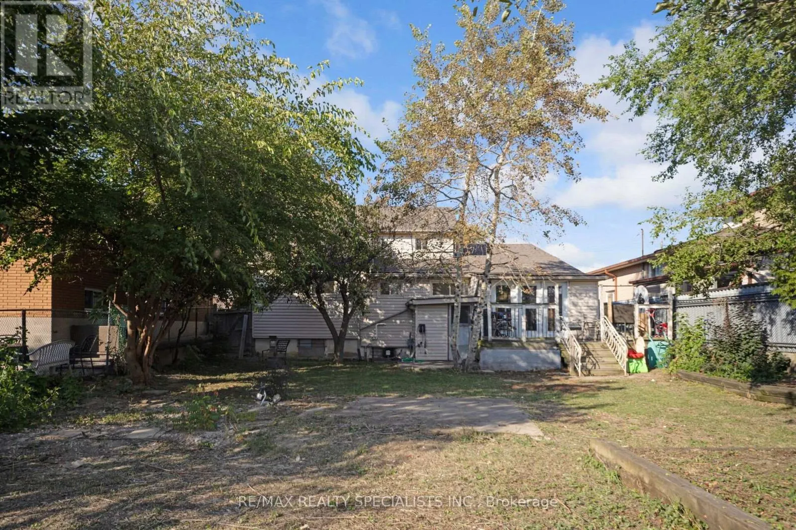 760 LIMERIDGE ROAD E