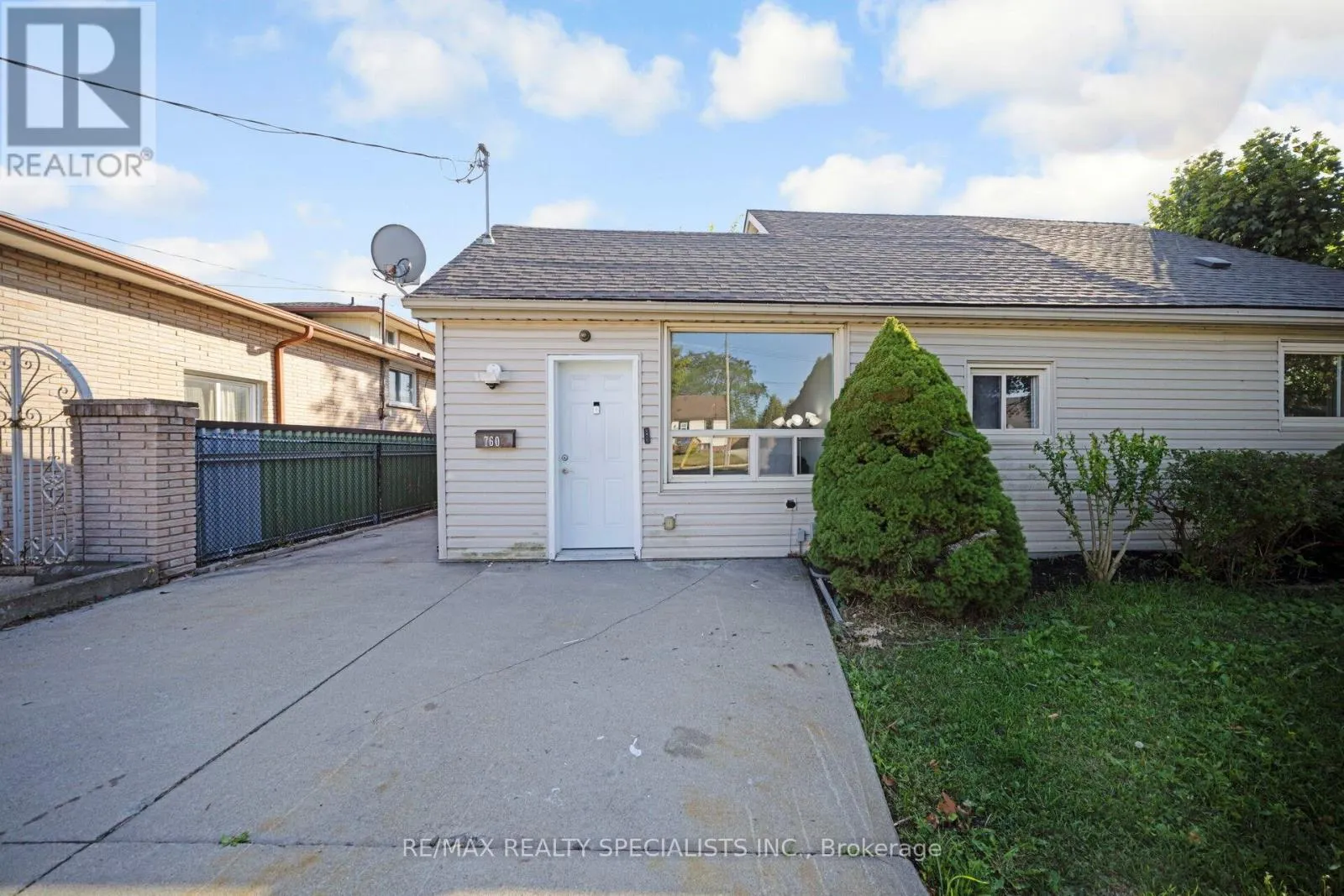 760 LIMERIDGE ROAD E