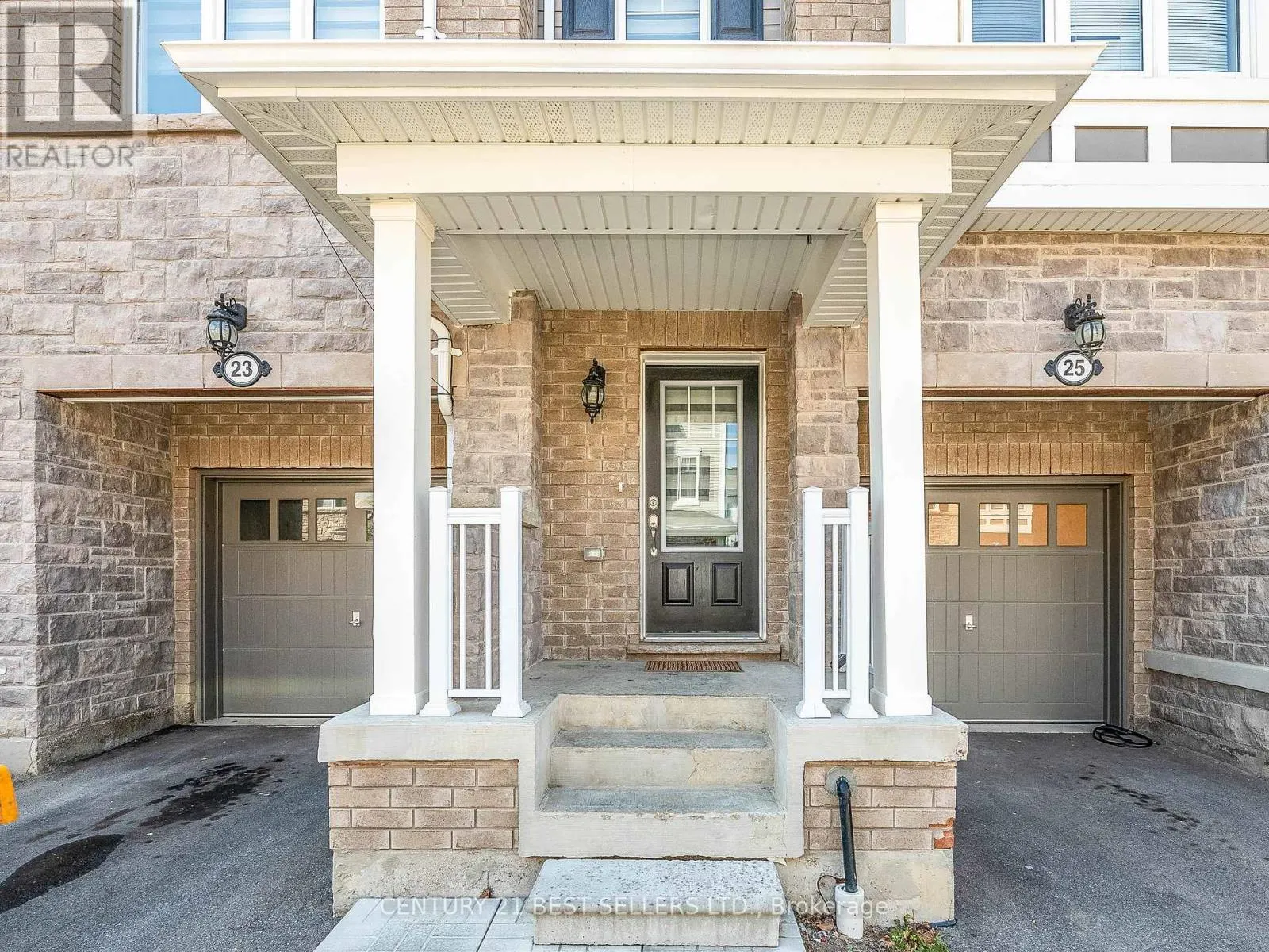 23 RAPIDS LANE