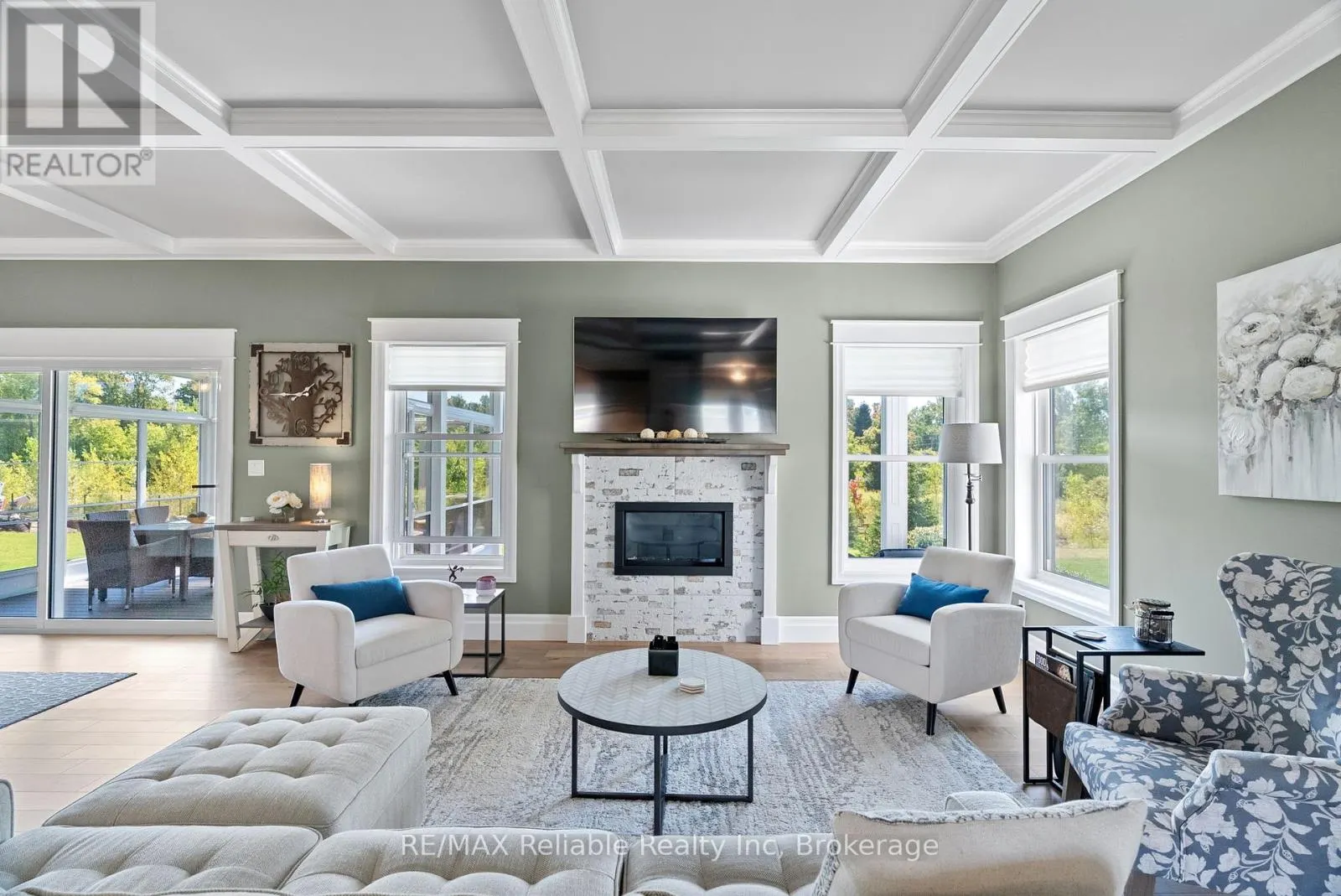 4 FAWN CREEK LANE