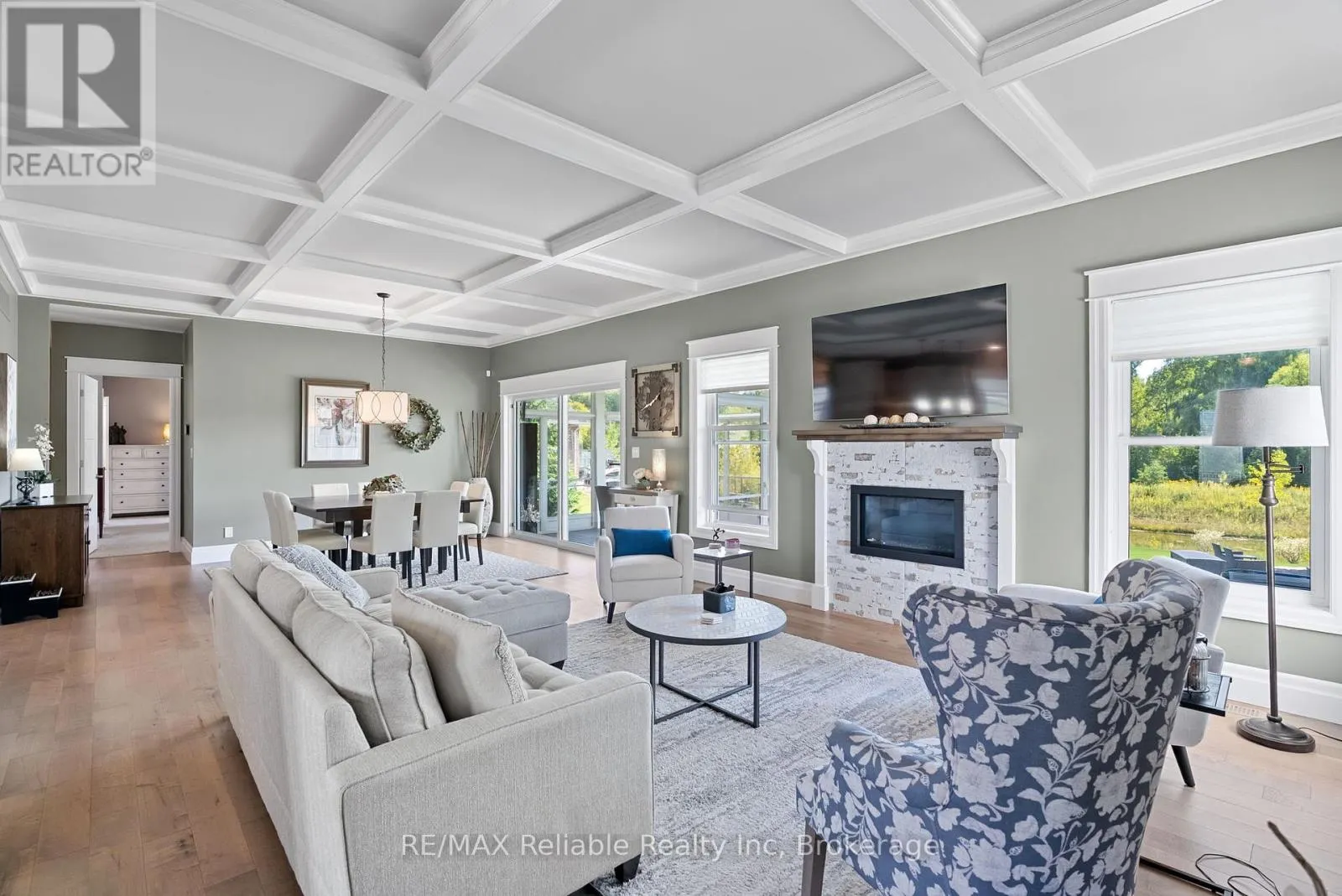 4 FAWN CREEK LANE