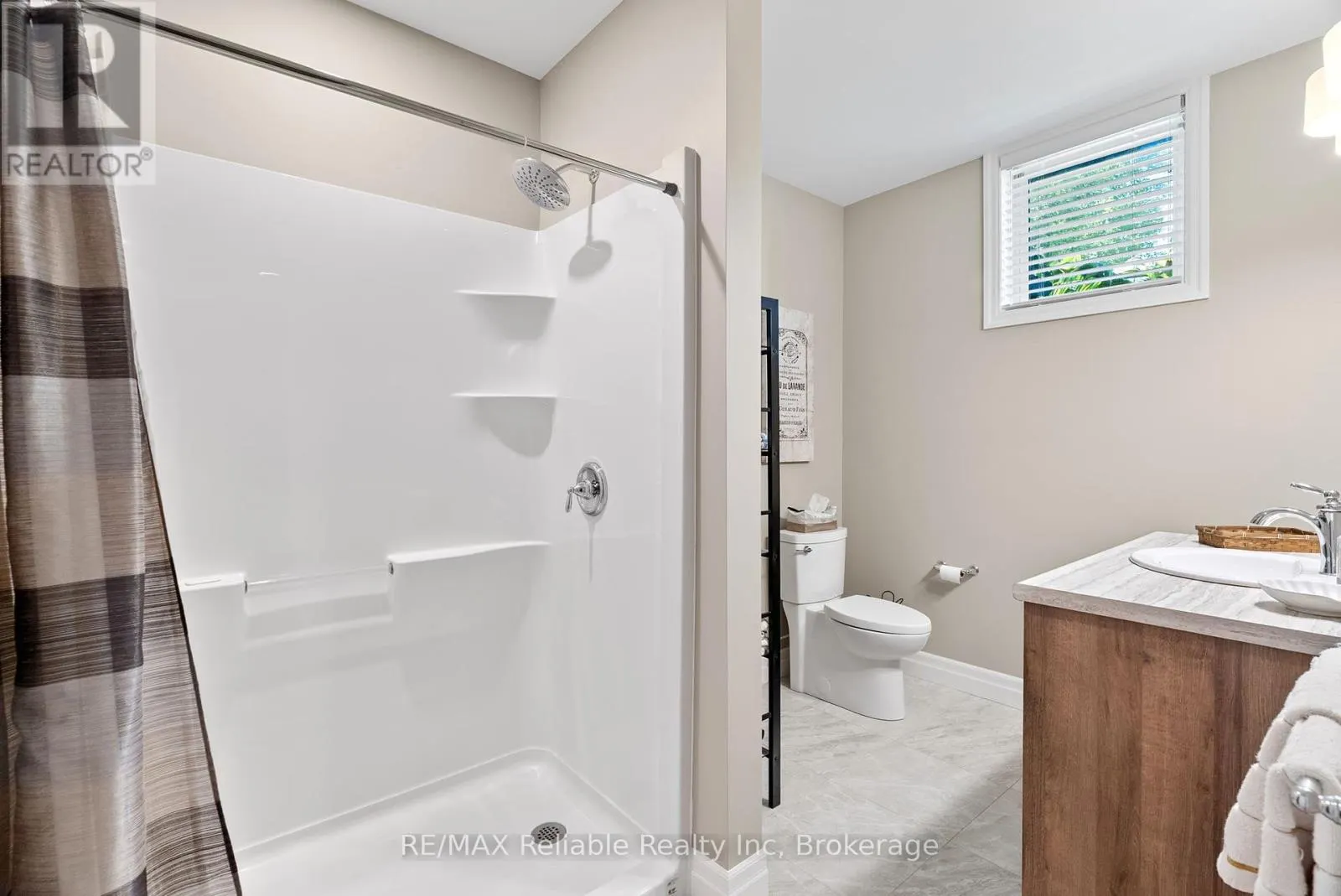 4 FAWN CREEK LANE