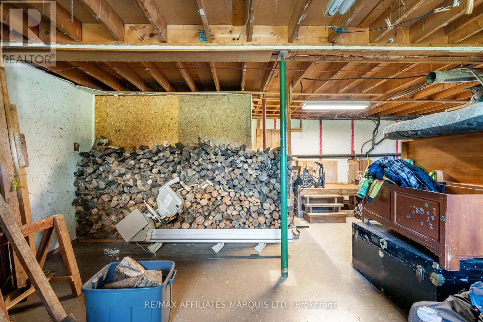 21230 CONC 6 ROAD
