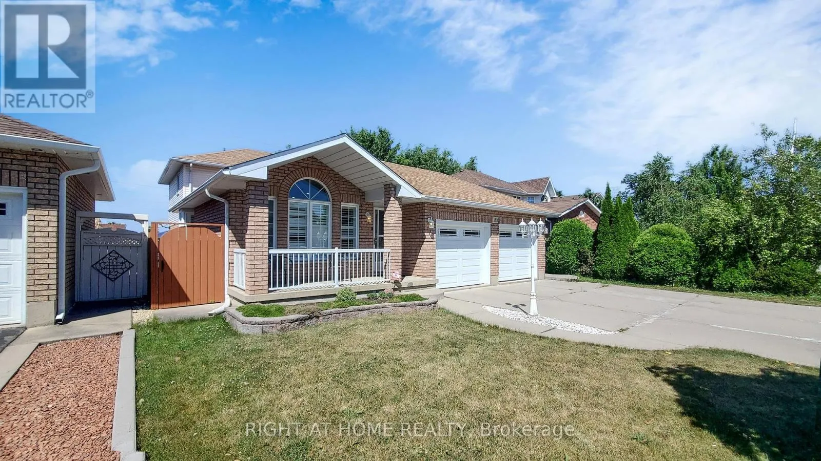 183 ALDERLEA AVENUE