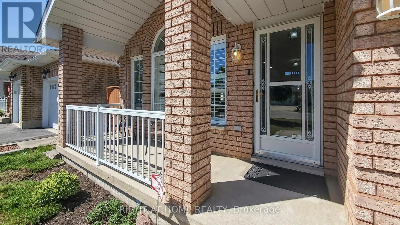183 ALDERLEA AVENUE