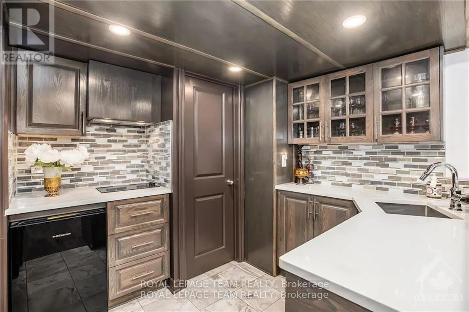 240 SADDLEBACK CRESCENT