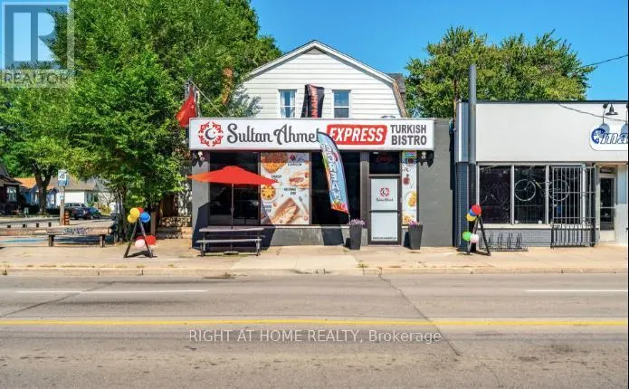 1459 MAIN STREET E