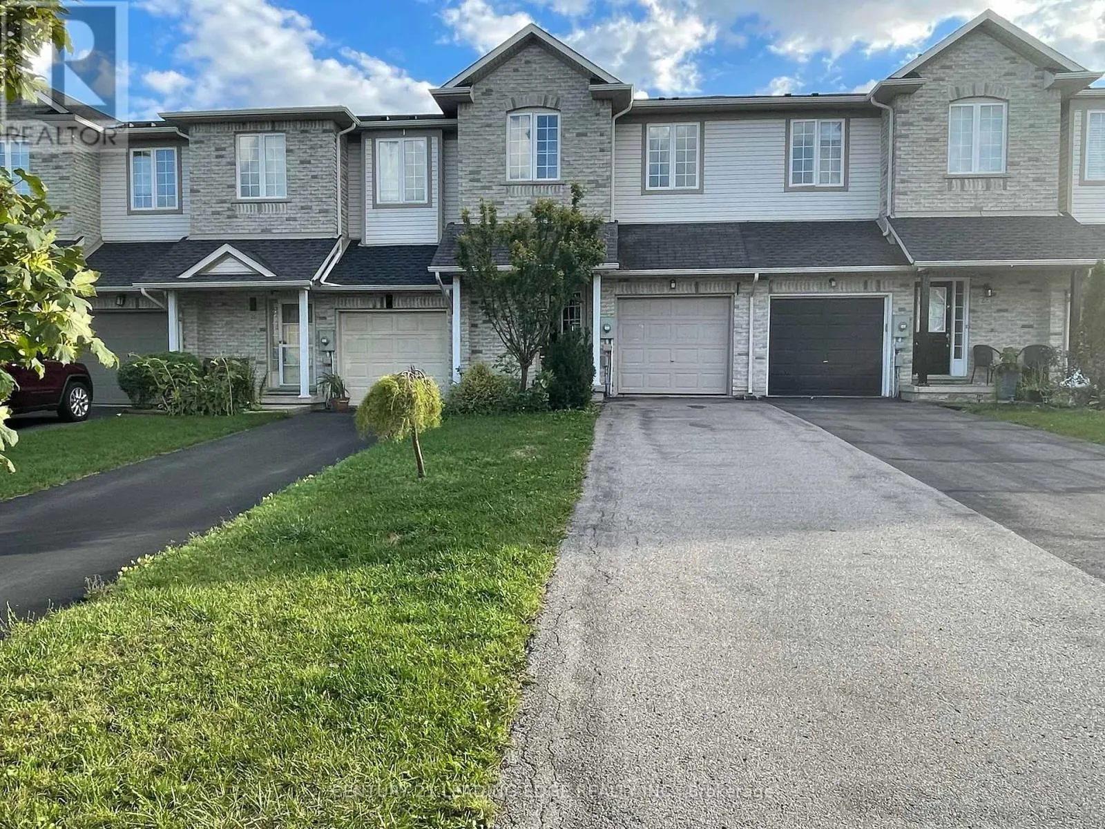 24 WHITEFISH CRESCENT