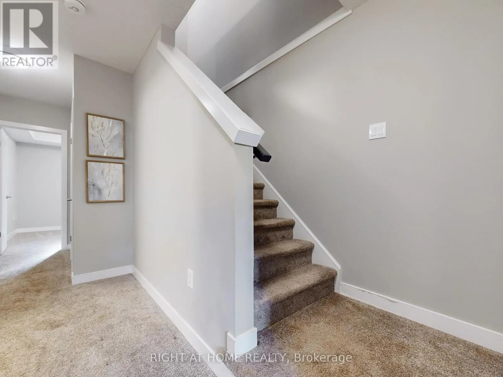 07 - 83 BEECHWOOD AVENUE