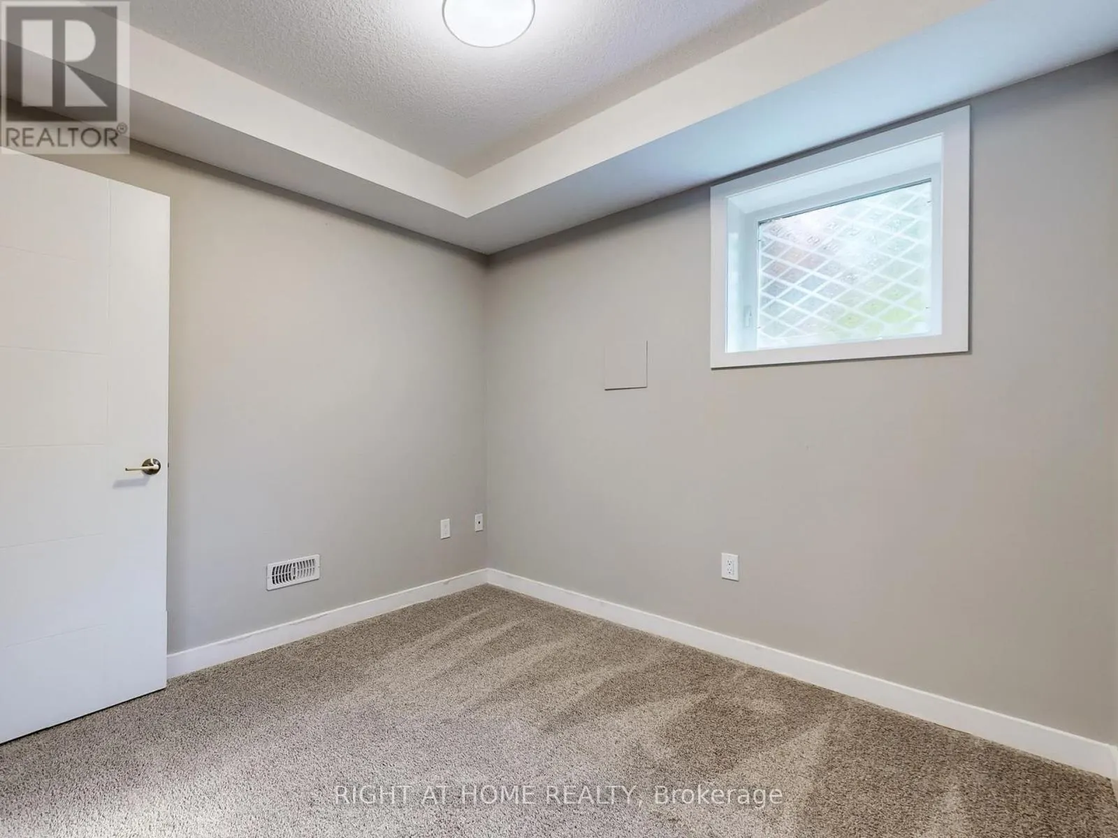 07 - 83 BEECHWOOD AVENUE