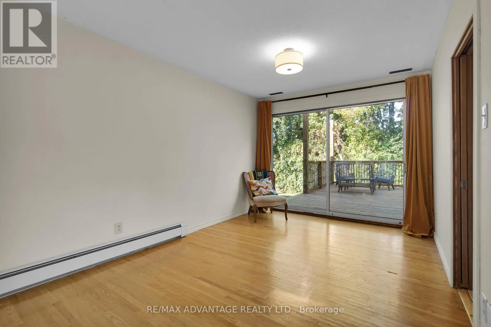 41 QUEEN ANNE CIRCLE