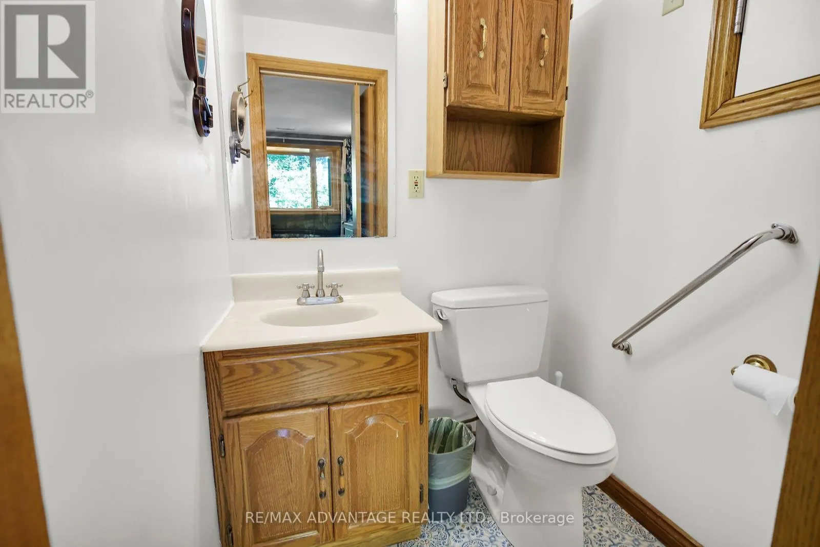 41 QUEEN ANNE CIRCLE