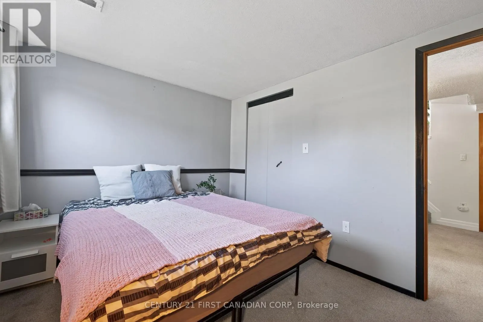7 UPCOTT CRESCENT